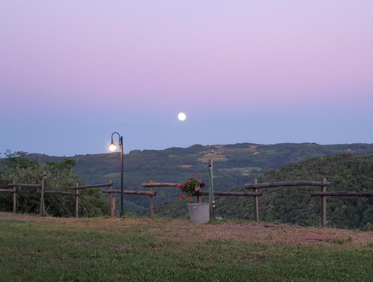 Cascina Brichat Alta Langa Serravalle delle Langhe Exteriör bild