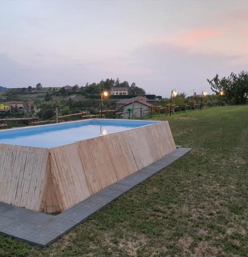 Cascina Brichat Alta Langa Serravalle delle Langhe Exteriör bild